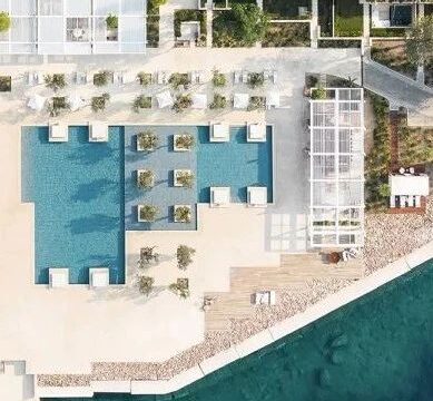 “漂浮”在海边的地中海泳池餐厅-希腊Helios restaurant / k-studio、doxiadis+