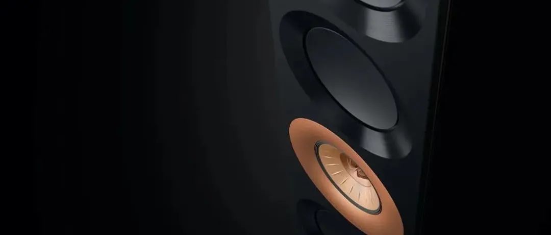 KEF 新款“BLADE”旗舰落地式扬声器和开创性“REFERENCE”扬声器