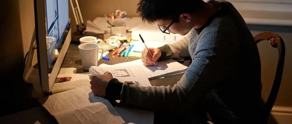 离谱！为防员工摸鱼，全公司电脑Alt键被抠掉