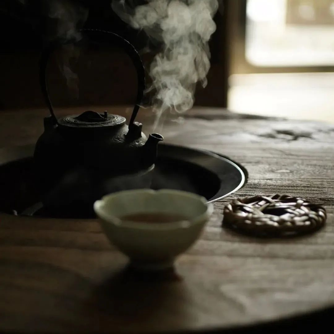 不过是在这人间暂坐