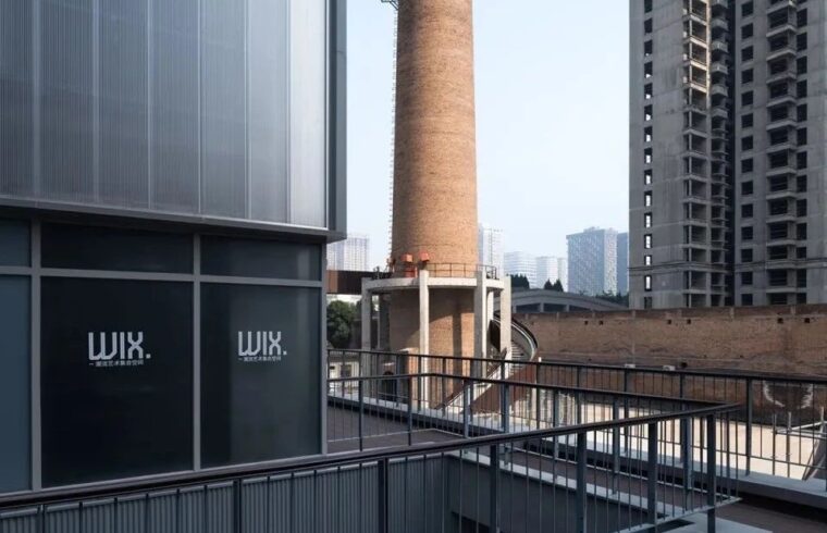 西安石油大学锅炉房改造成山灰艺术社区/日常建造