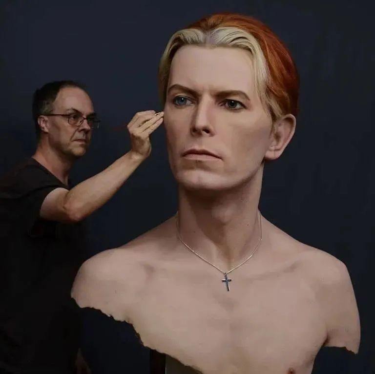 雕塑｜Jamie Salmon：极尽写实的超现实主义作品