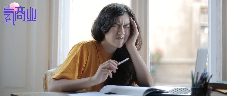 “为了高考前不来月经，我吃避孕药、一天只吃一顿饭”