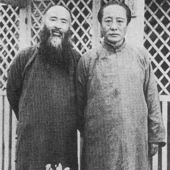 北溥南张，墨荷白荷，你更喜欢哪一幅