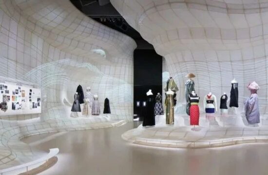 Christian Dior: 梦之设计师的回顾展，登陆东京现代美术馆