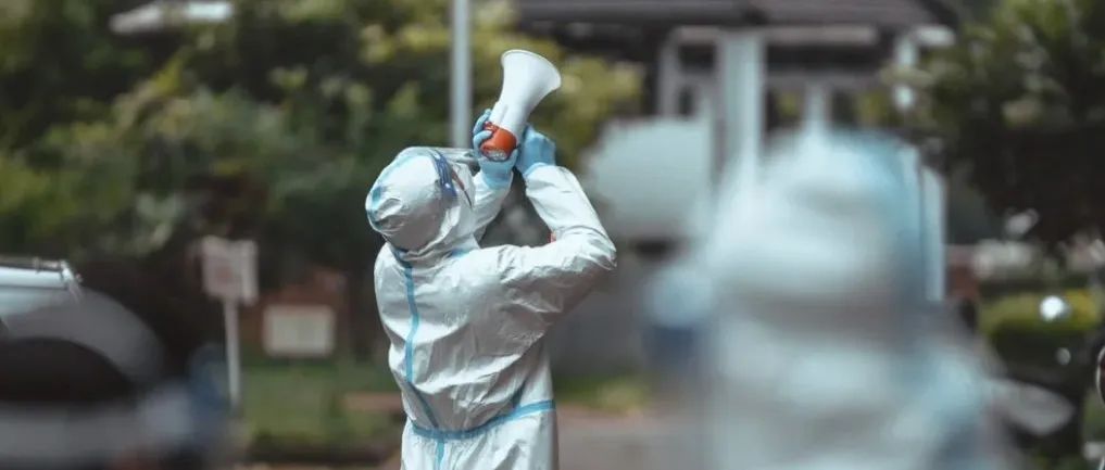 上海疫情，我们见证了一场2500万人的社区互助