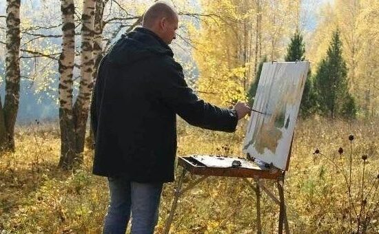 别人在教室画裸体、他偏跑外面画风景~ 6年奖学金拿到手软，这个美院小哥真不一样！