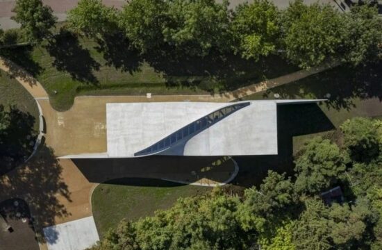 Henn 和德累斯顿工业大学完成了全球第一座碳纤维混凝土建筑
