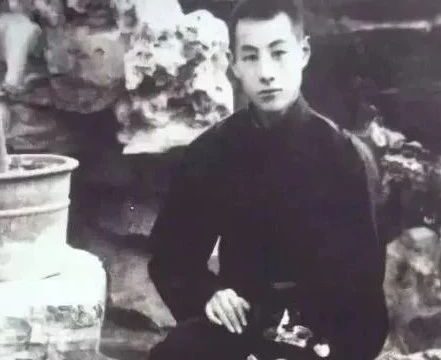 他用李莲英豪宅加40套四合院，换来两件故宫镇馆之宝