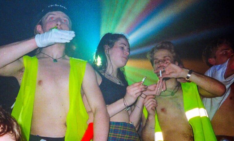 摄像机下疯狂的Rave文化