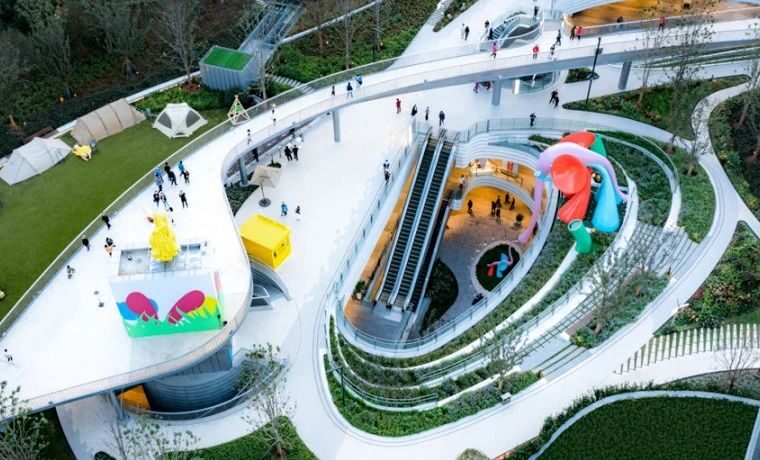 城市峡谷里的创生都会图景 | 华润置地·上海苏河湾万象天地