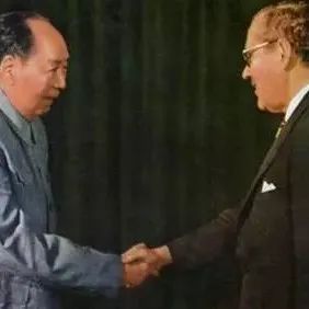 毛泽东8岁到80岁的全部诗词，见证伟人一生!