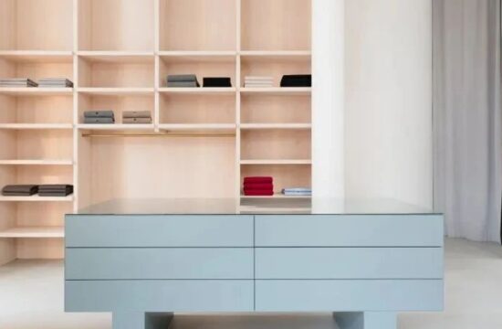 汉堡 HEYDORN 羊绒品牌极简空间设计 | BATEK ARCHITEKTEN