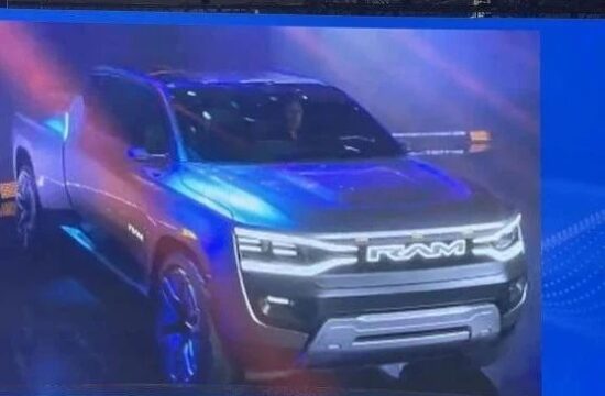 2023 CES：RAM Revolution电动皮卡首发