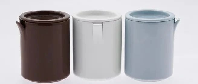 被“剥落”的茶杯