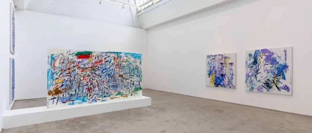 赵大钧个展“蓝色上的红线”正在 CLC Gallery Venture 展出