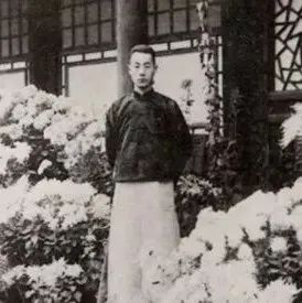 从“第一败家公子”到民间收藏第一人——张伯驹