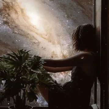 打开窗就是宇宙星空，看完她的作品让人感叹​：太酷了