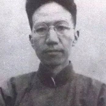 那些学历低得吓死人的大师们！