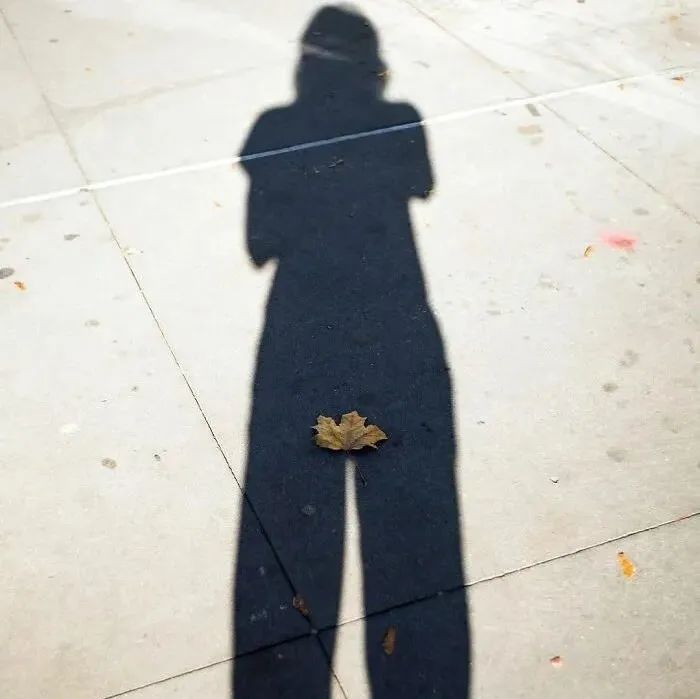 妙得不可思议！街头正在发生的巧合，有的人一辈子都没见过