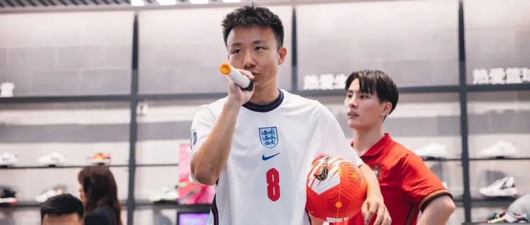 中国花式足球20年，他想用短视频让这项运动火起来