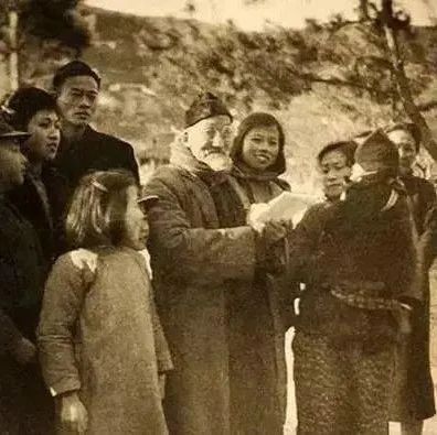 黄宾虹 55岁娶15岁女佣,绝笔之作被拍出天价