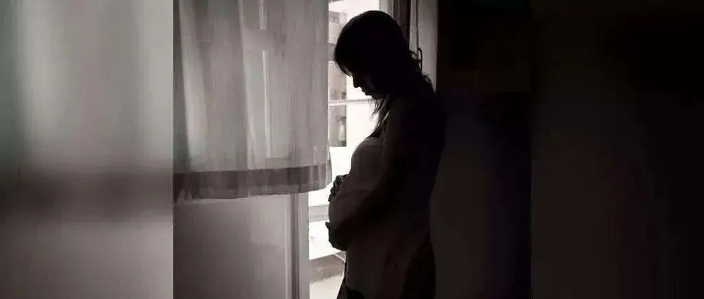 建筑系花怀孕了