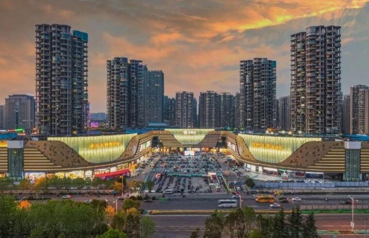 聚焦双品牌内容有机创新，世纪金源商管穿越周期