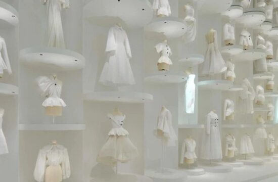东京 Dior 梦想设计师展开幕，12个展馆每个都惊艳