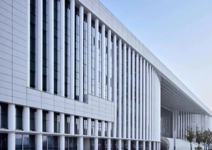 合肥市肥东县大剧院文化馆，取意“云门大卷”/华都设计