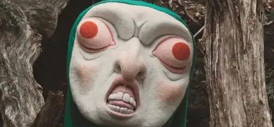 毛毡下的诡异童话