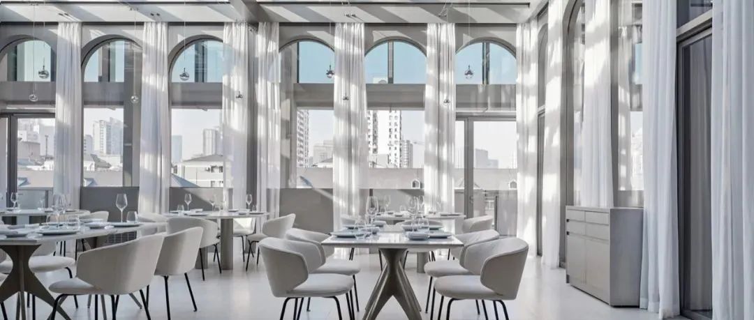 Dezeen 首发｜UCCA旗下首家美术馆餐厅开业，来自东西方艺术中的拱形元素被大量使用