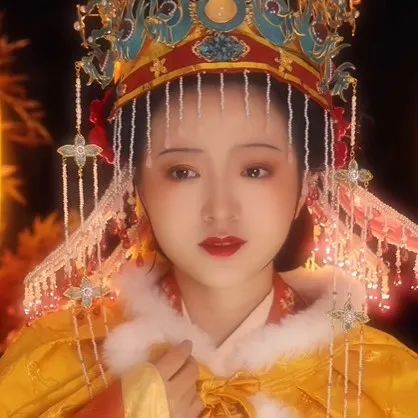 霸屏！90后女生还原《红楼梦》经典造型：老祖宗的审美，真的绝