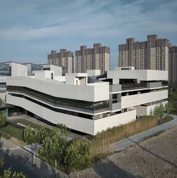 可漫游的停车场：奉贤37A-03A地块停车场