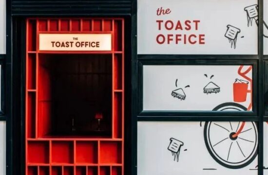获奖作品《The Toast Office》｜传统餐饮在市场冲击下的转变