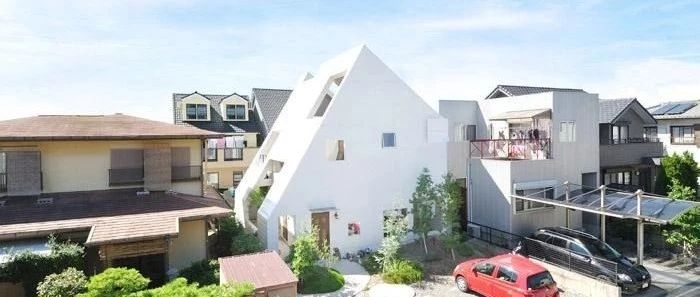 【案例分析20】住在美容院的家庭