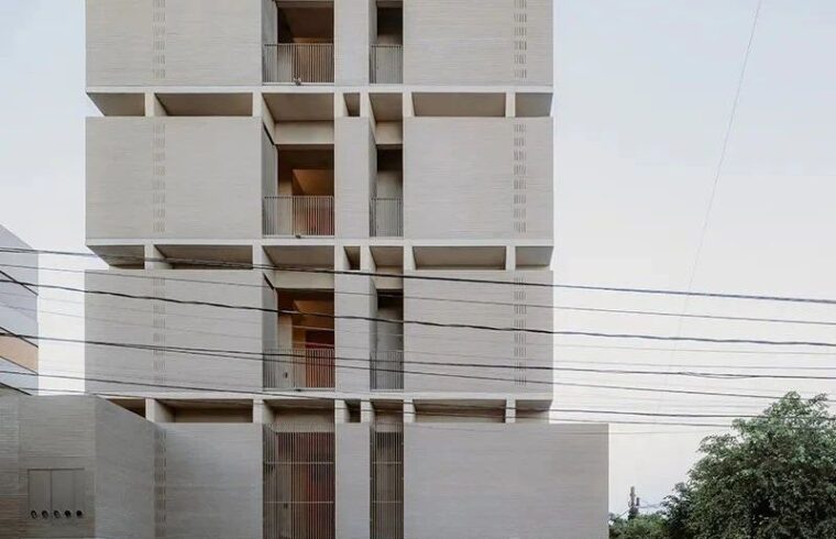 结构的秩序：Edificio Turín | 马西亚斯-佩雷多工作室