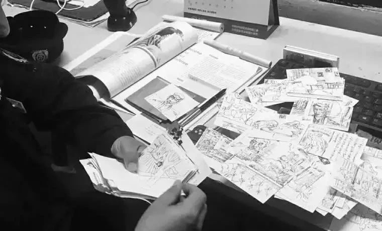 50多岁川美保安火了！自学30年，半年画了1000张速写，终成画神！