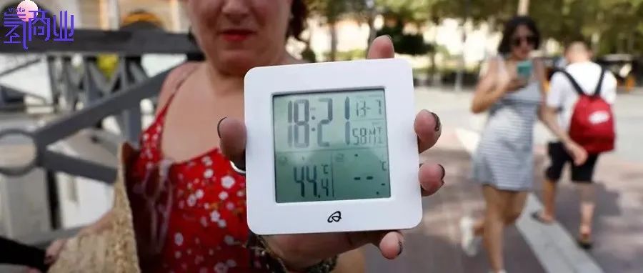 气温超44℃的夏天，如何给城市降温？