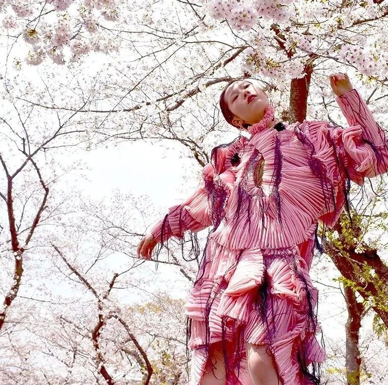 我们都是独一无二的！从圣马丁到皇艺自称Textile Monster的Natsuki Hanyu带你反抗世俗审美