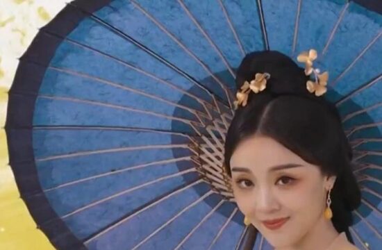 这个连续两年春晚占据C位的“顶流”，是我们中国人美与自信的底气