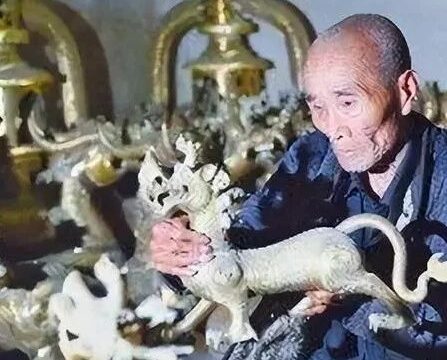 河南老农带全村“造假”，2020年挣1.6亿，警方：合法的！