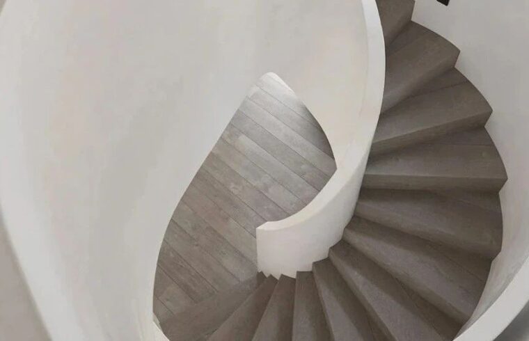 Jolson Architecture Interiors丨“弧”之家，弧线元素贯穿空间