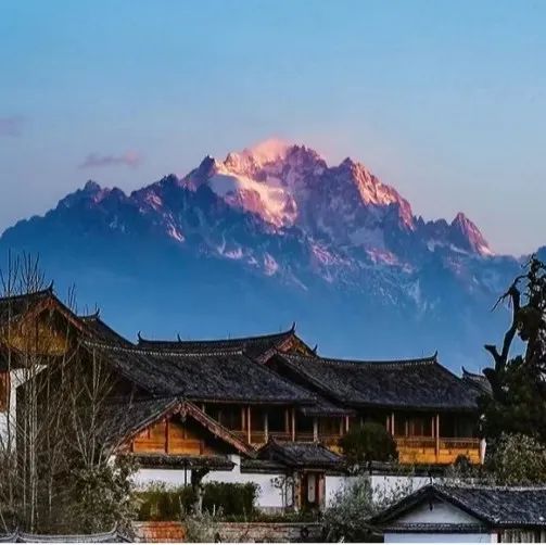 “玉龙山下的山水长卷”：​Club Med 丽江度假村