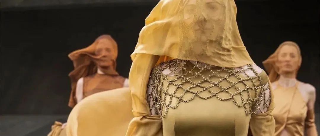 《沙丘》带领的“废土文化”是这样登上宇宙巅峰的：漫威、Balenciaga、Facebook、……