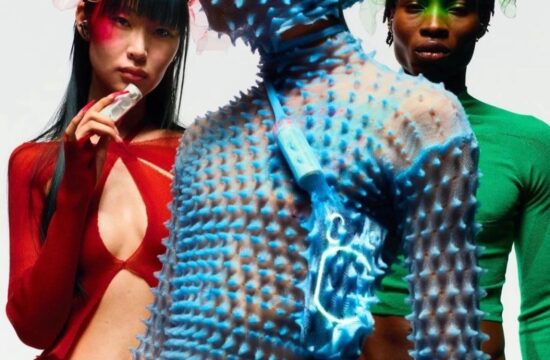 以榴莲为灵感的性感针织，兼具未来科技感，极富挑衅意味且超越传统界限的针织品创新设计