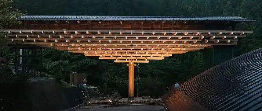 隈研吾是如何让建筑“消失”的？