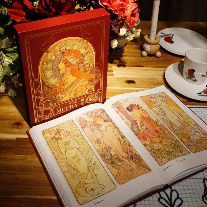 【重磅首发】穆夏400余幅重要作品，画集和传记二合一：奢华艺术典藏，穆夏全面档案！