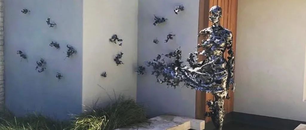 浪漫却破碎，艺术家打造的人体雕塑，引起人们内心共鸣