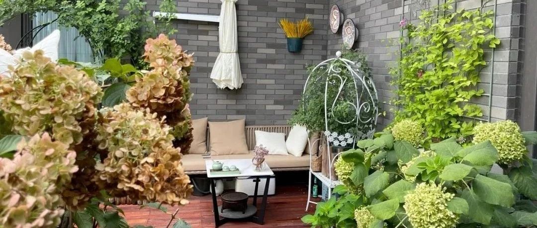 花2万元，改造25㎡别墅露台，这么漂亮的屋顶花园，有撩到你么？